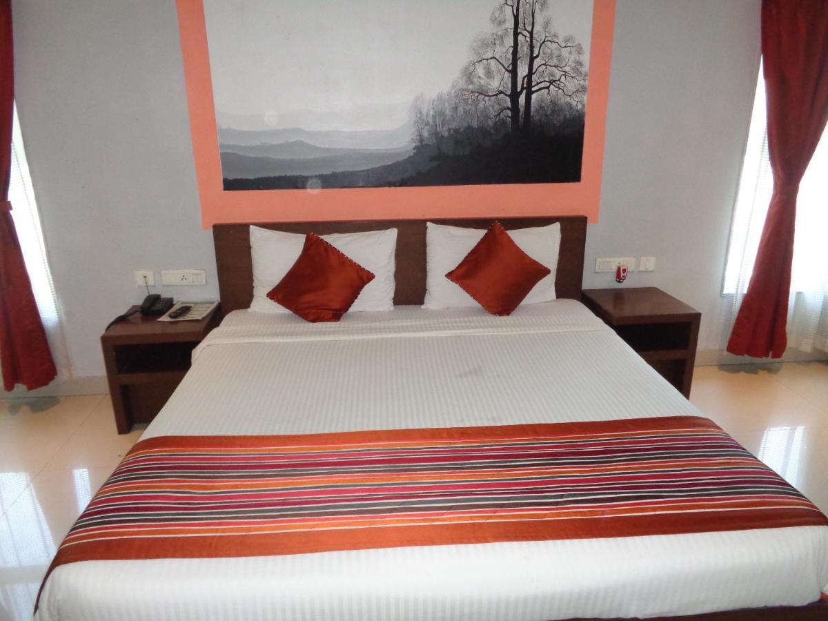 Orbit Hotel - Bagdogra Exteriör bild