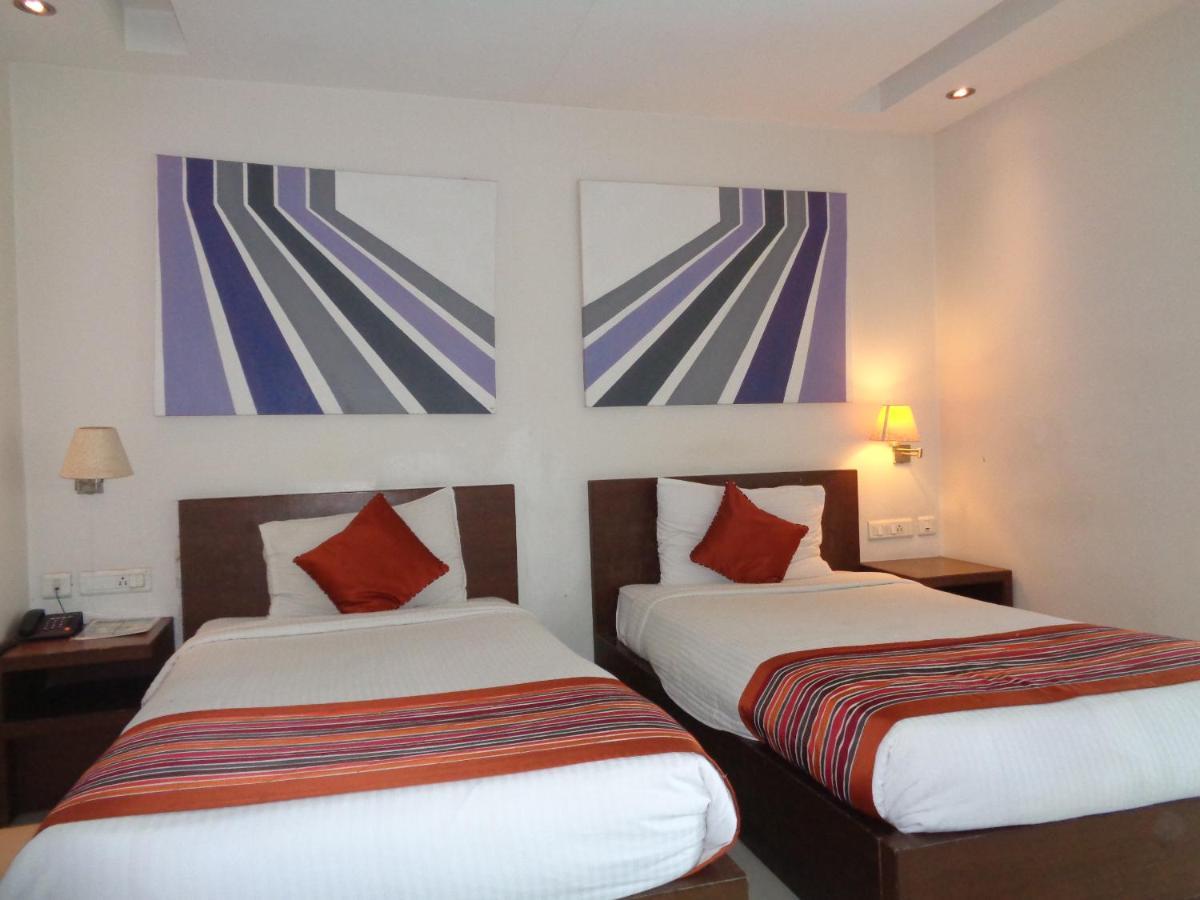 Orbit Hotel - Bagdogra Exteriör bild
