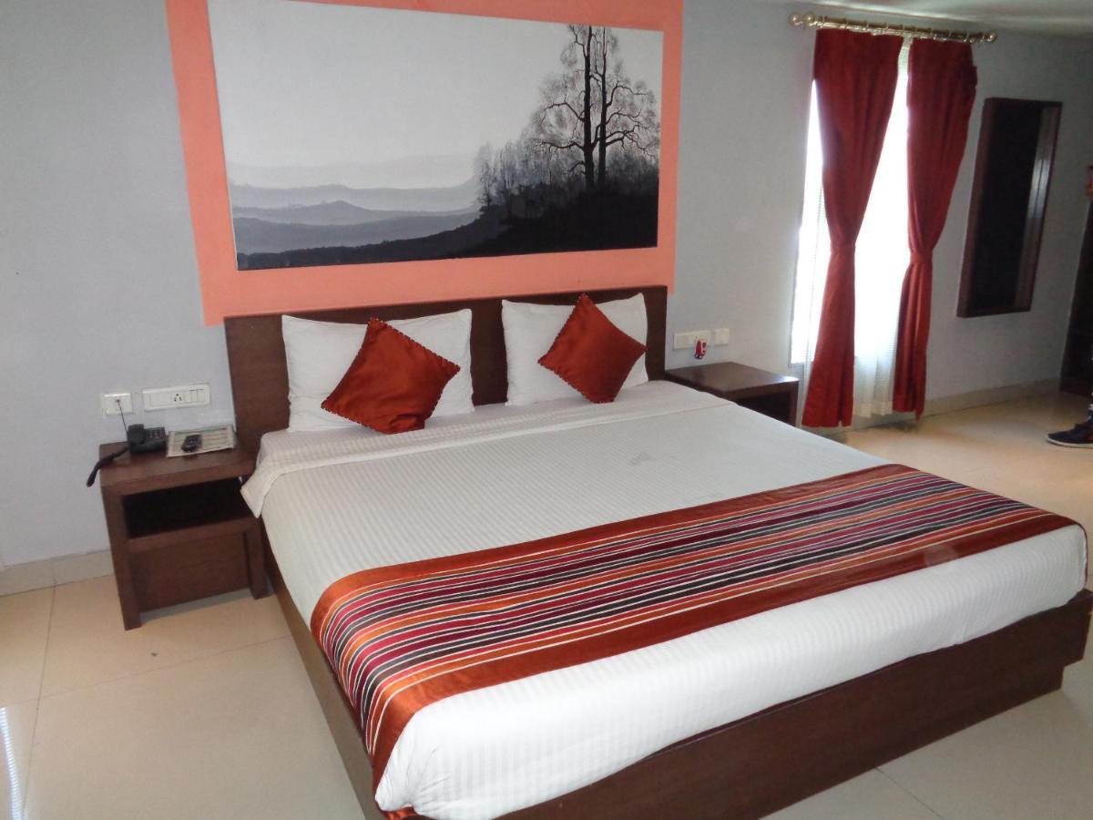 Orbit Hotel - Bagdogra Exteriör bild