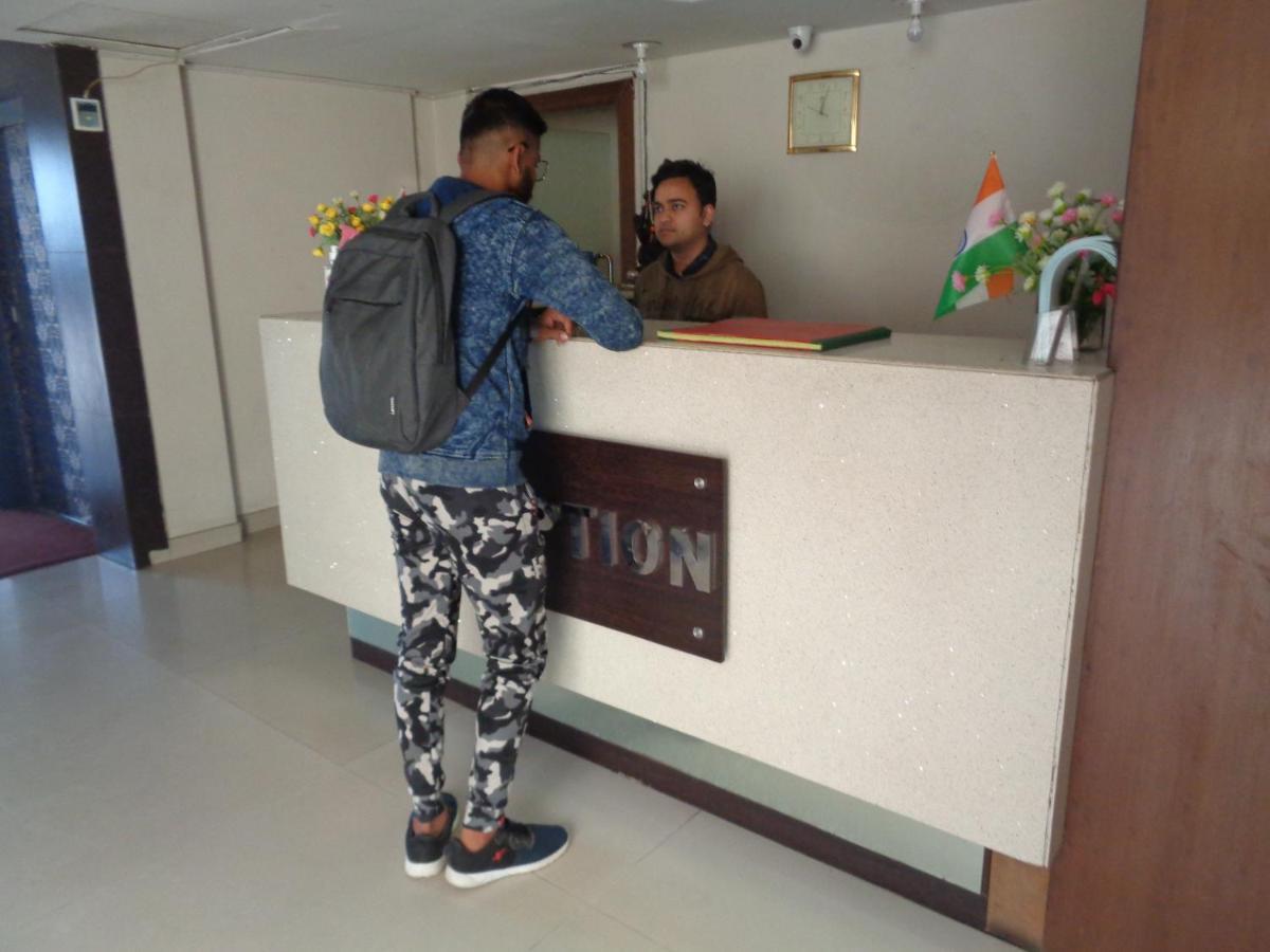 Orbit Hotel - Bagdogra Exteriör bild