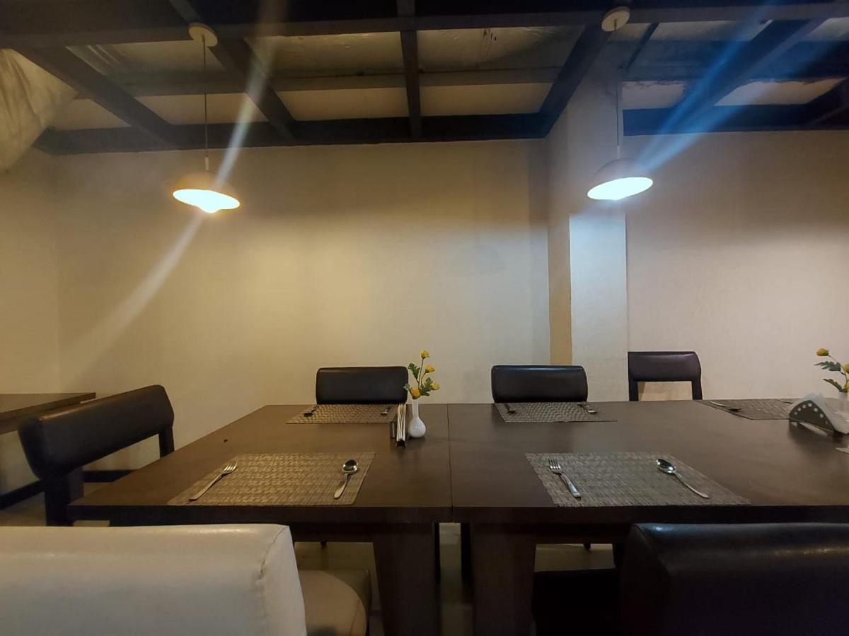 Orbit Hotel - Bagdogra Exteriör bild