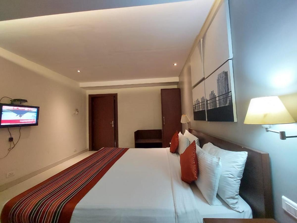 Orbit Hotel - Bagdogra Exteriör bild