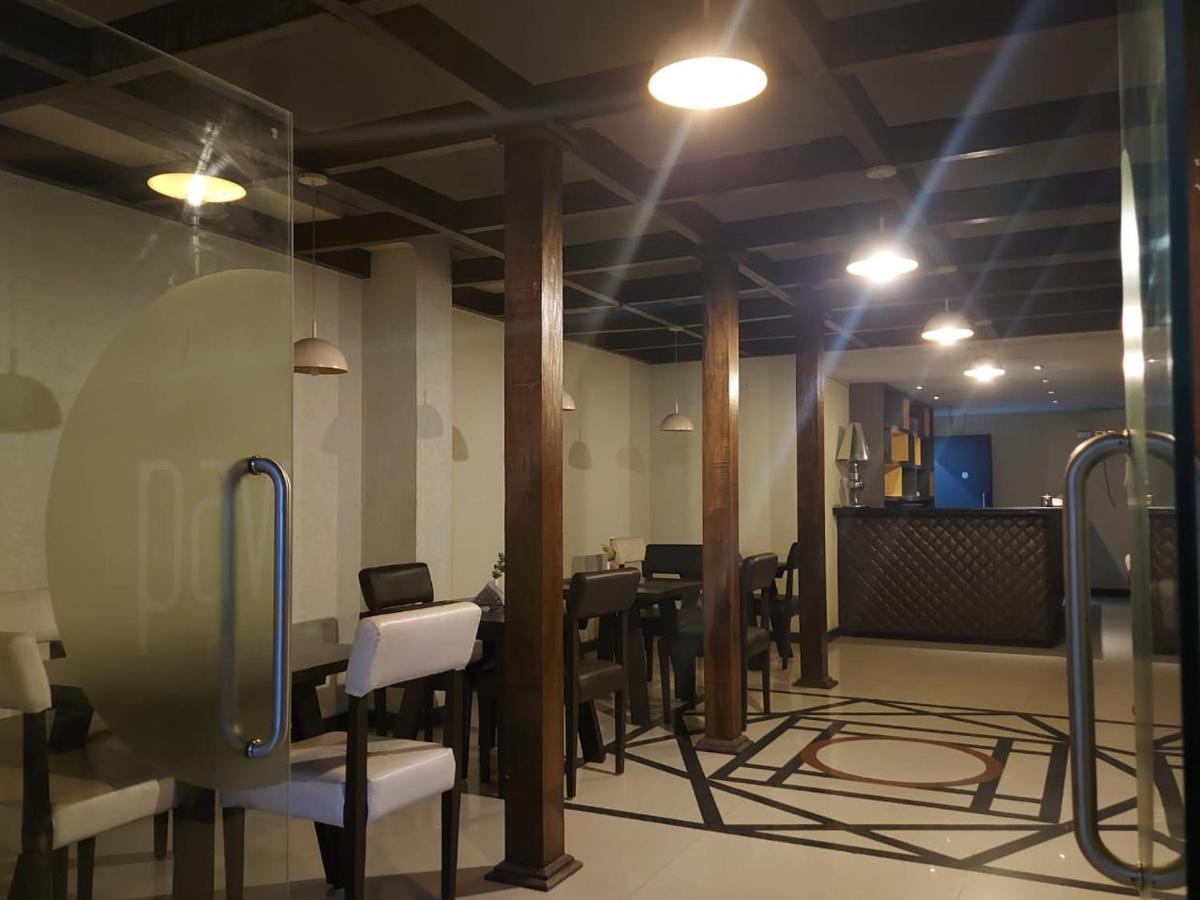 Orbit Hotel - Bagdogra Exteriör bild