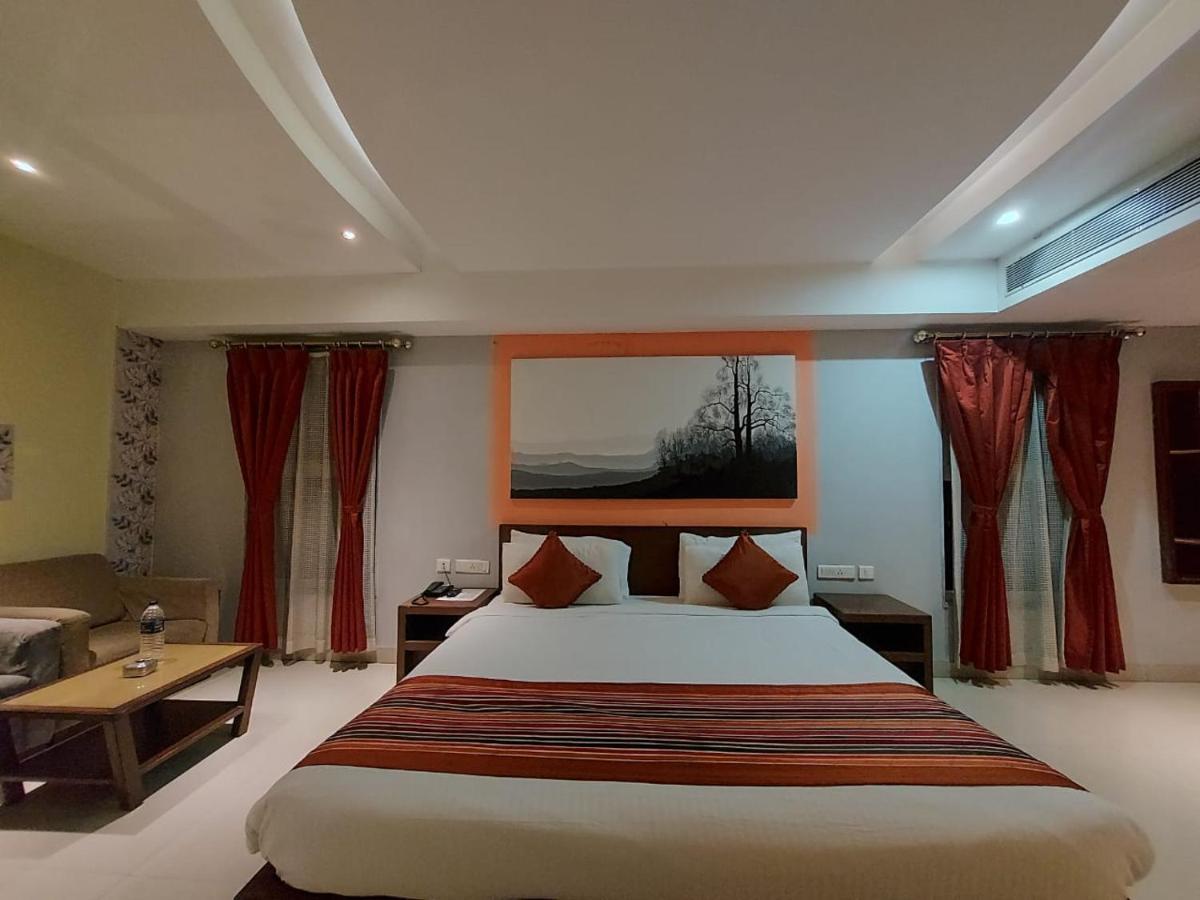 Orbit Hotel - Bagdogra Exteriör bild