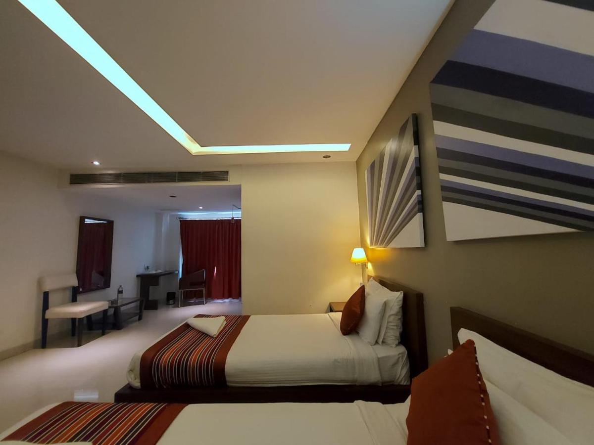 Orbit Hotel - Bagdogra Exteriör bild