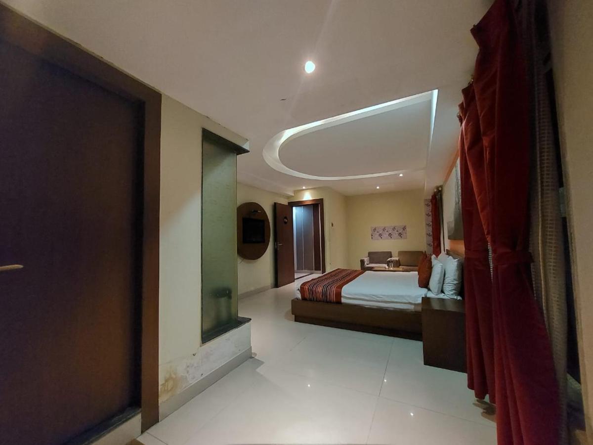 Orbit Hotel - Bagdogra Exteriör bild