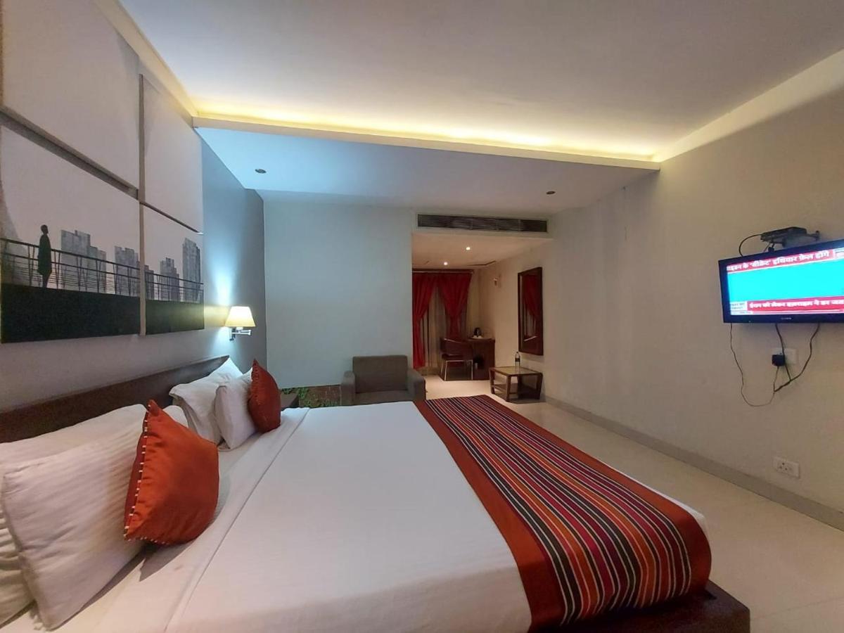 Orbit Hotel - Bagdogra Exteriör bild