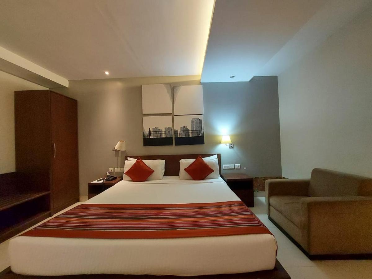 Orbit Hotel - Bagdogra Exteriör bild