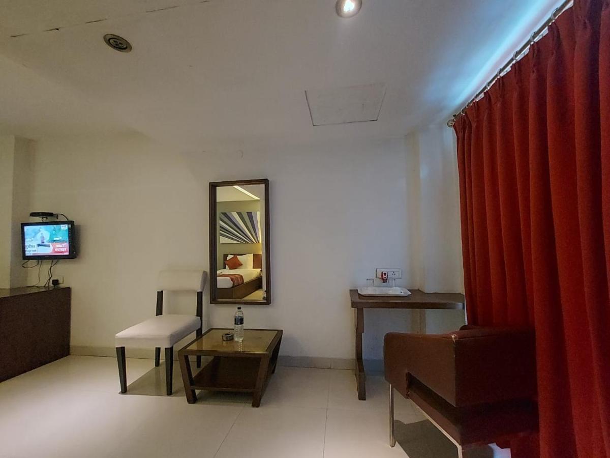 Orbit Hotel - Bagdogra Exteriör bild